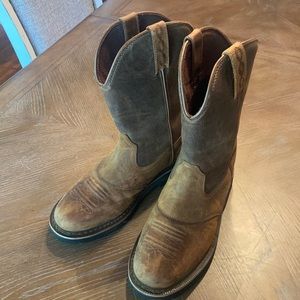 Cabella brand men’s boots